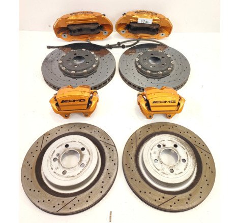 MERCEDES W205 C63 AMG...